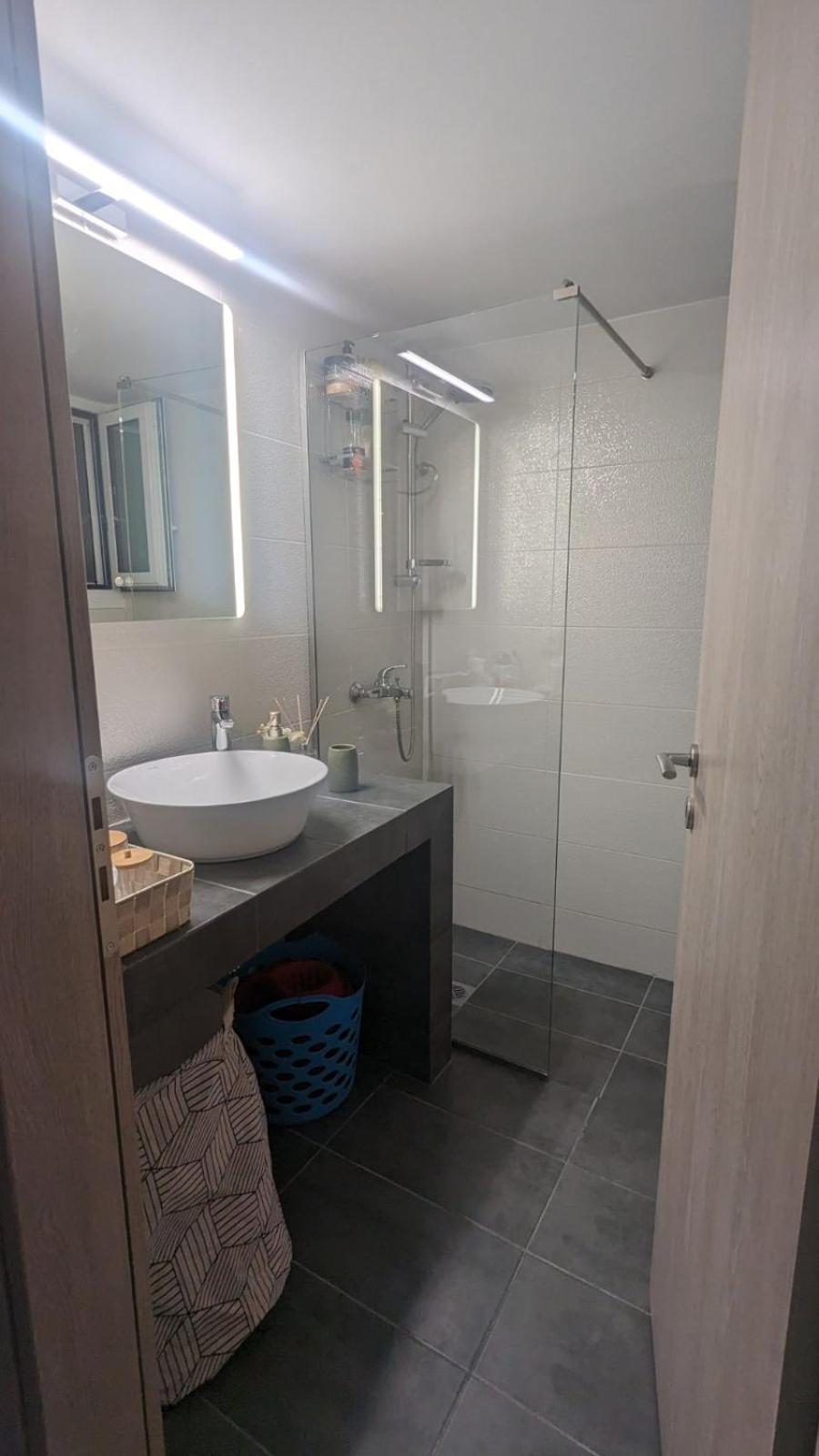 Luxury & Spacious Apartment In Aten Exteriör bild