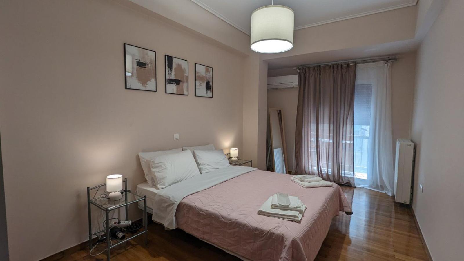 Luxury & Spacious Apartment In Aten Exteriör bild