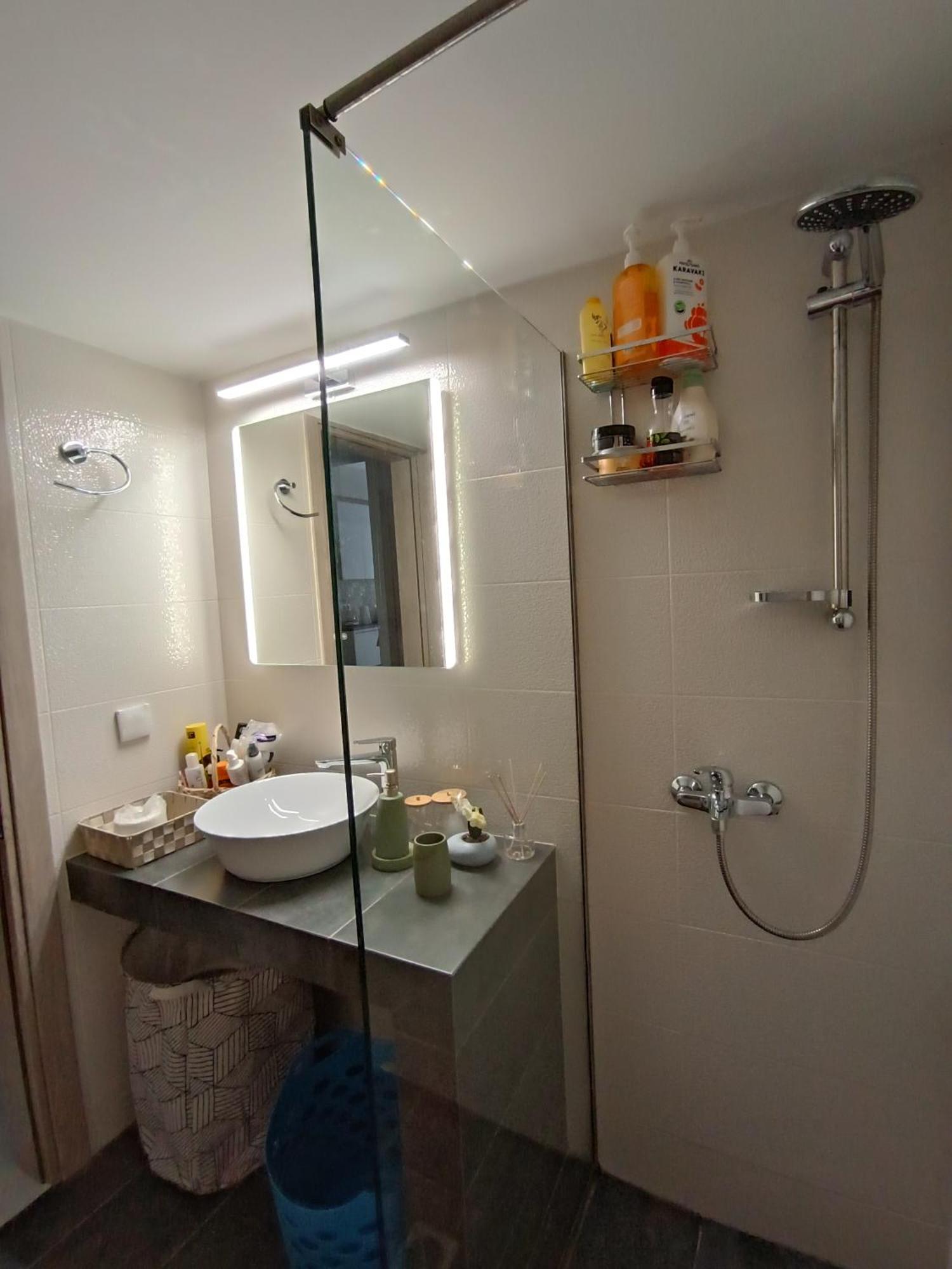 Luxury & Spacious Apartment In Aten Exteriör bild