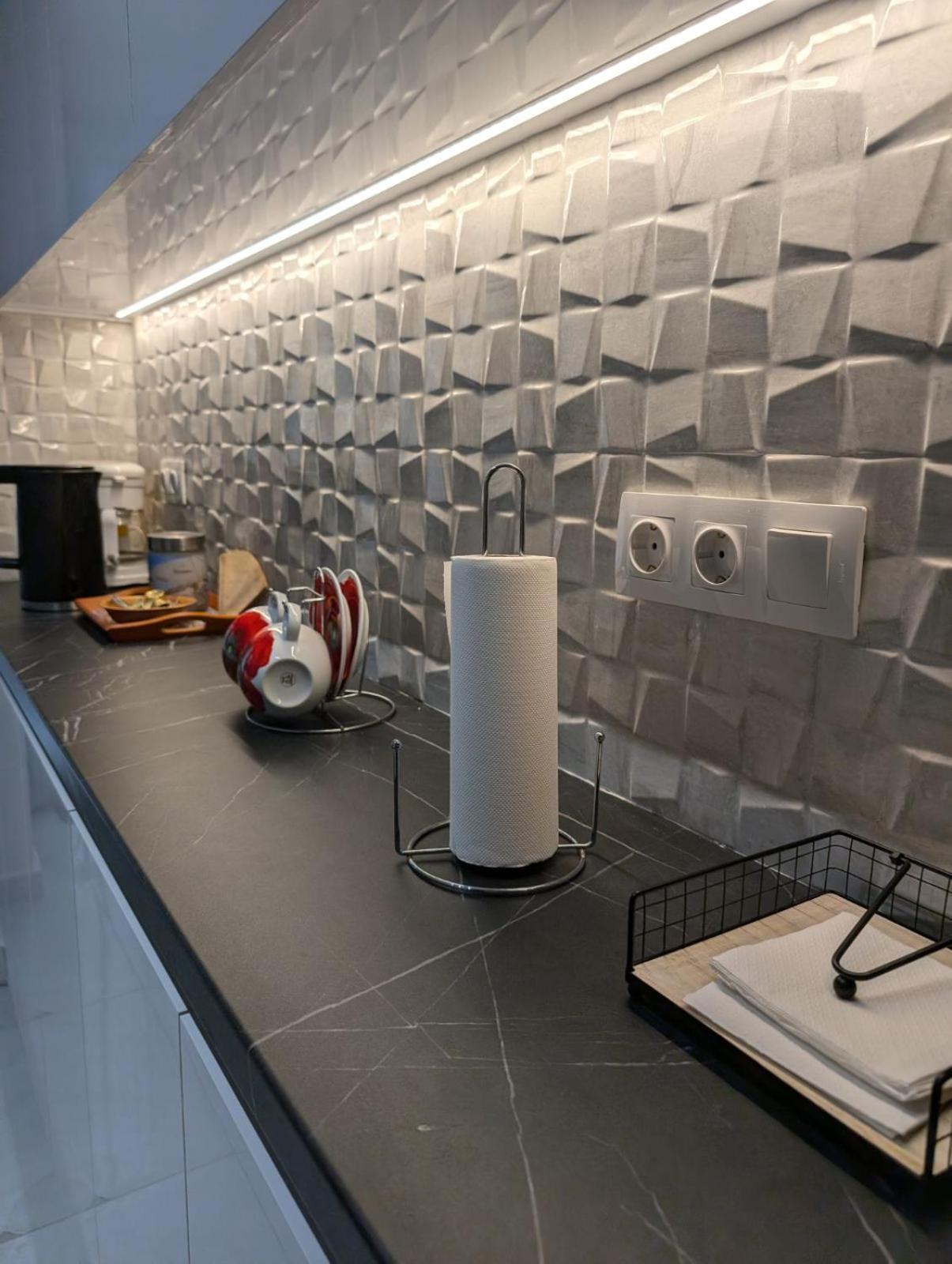 Luxury & Spacious Apartment In Aten Exteriör bild