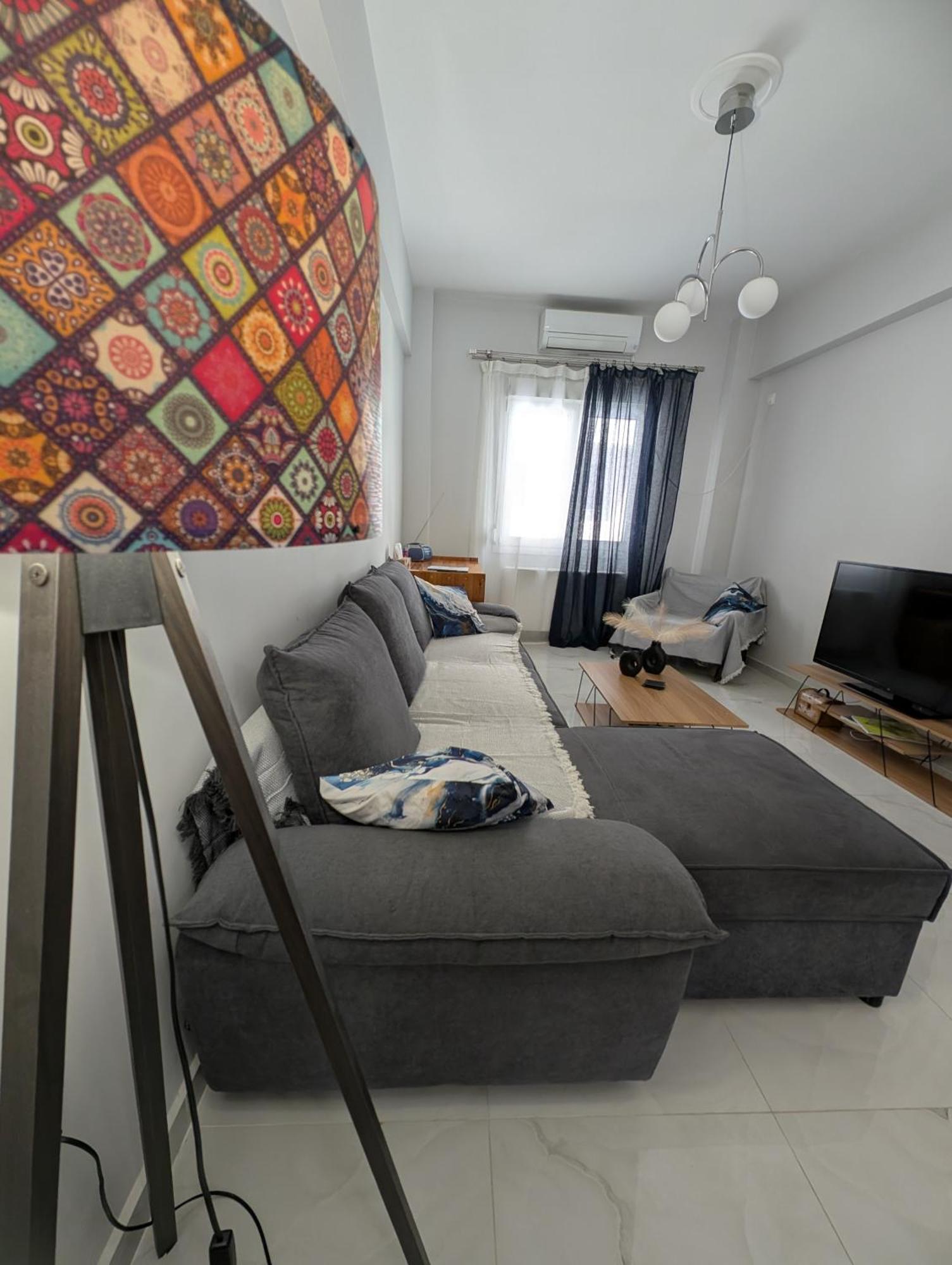 Luxury & Spacious Apartment In Aten Exteriör bild